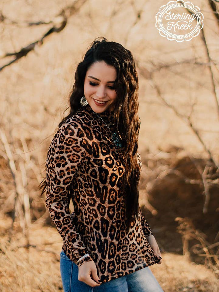 Sterling Kreek – wholesale Blouse – Women’s – Hear Me Roar Top3