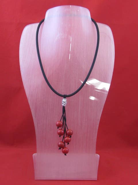 Designs by OC – Großhandel Perlenkette – NKL 540 - C4 Pitite Syrah1