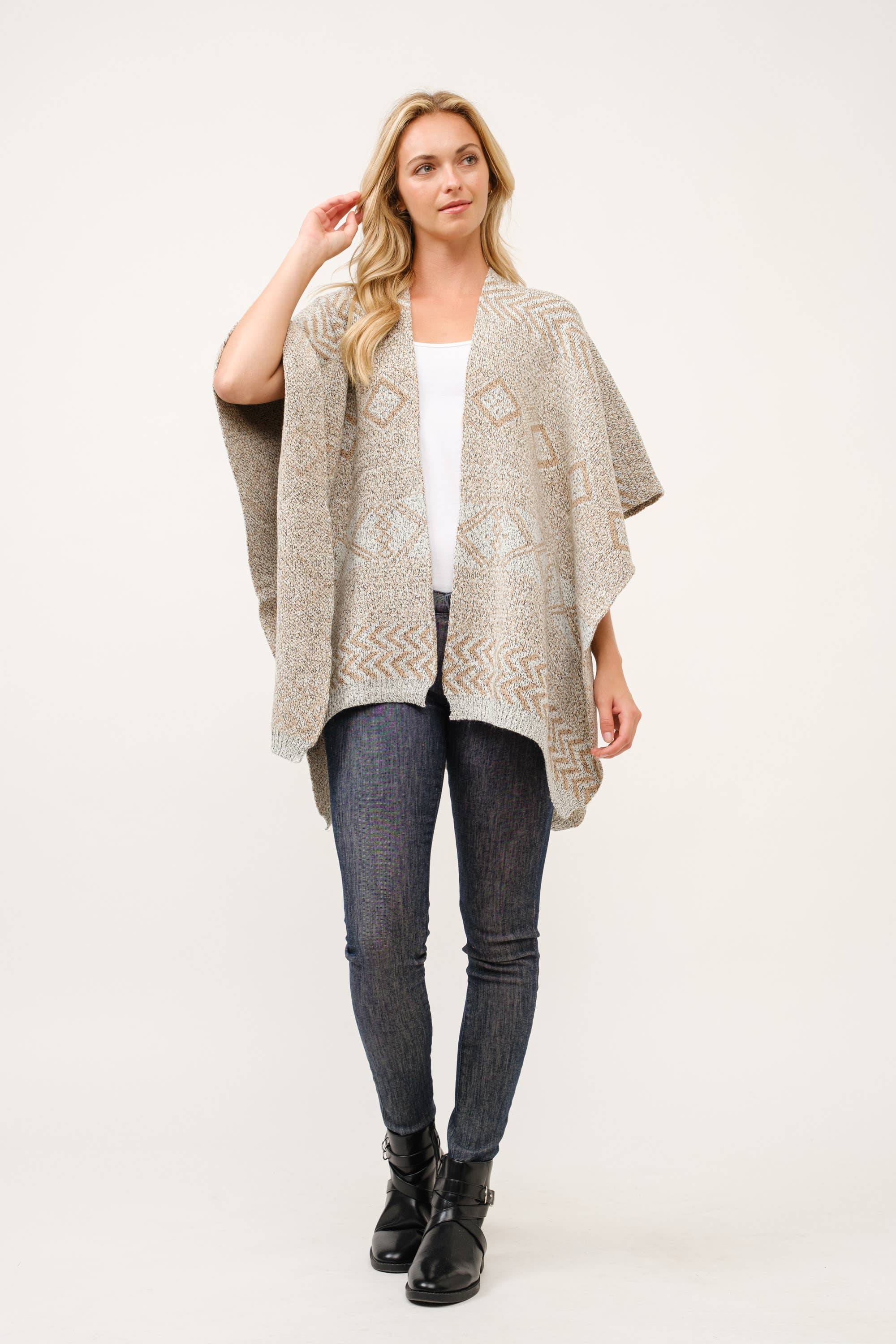 Raj Trading & Imports (USA) Inc. - Wholesale Poncho - Dames - Lori ruana met Azteekse print en wikkelstijl0