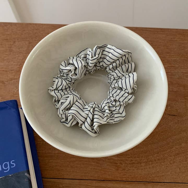 ACCITY - Wholesale Scrunchie - Women's - Polka Stripe Pleated Hair Tie Elastic Band_CWAHA080822