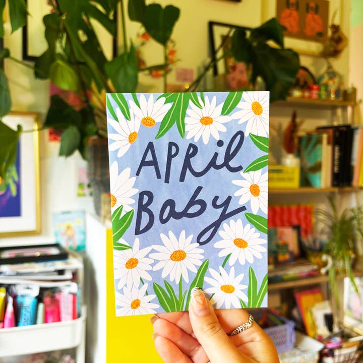 Kerrie Illustrates – wholesale Babykort – April Nyfödd Gratulationskort | Födelse Nyfödd Blommor Prästkragar1