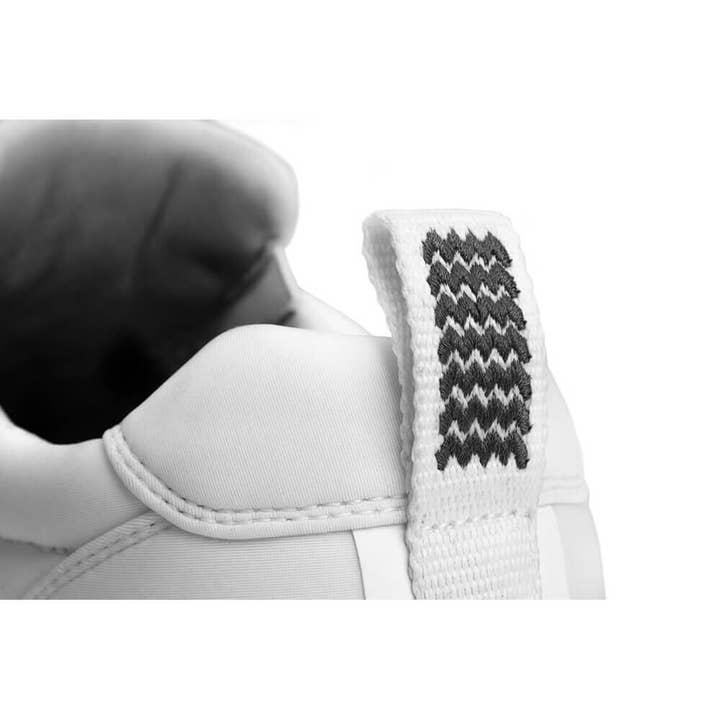 Baskets de travail Spacecloud pour femmes - Blanc pour la vente par Snibbs