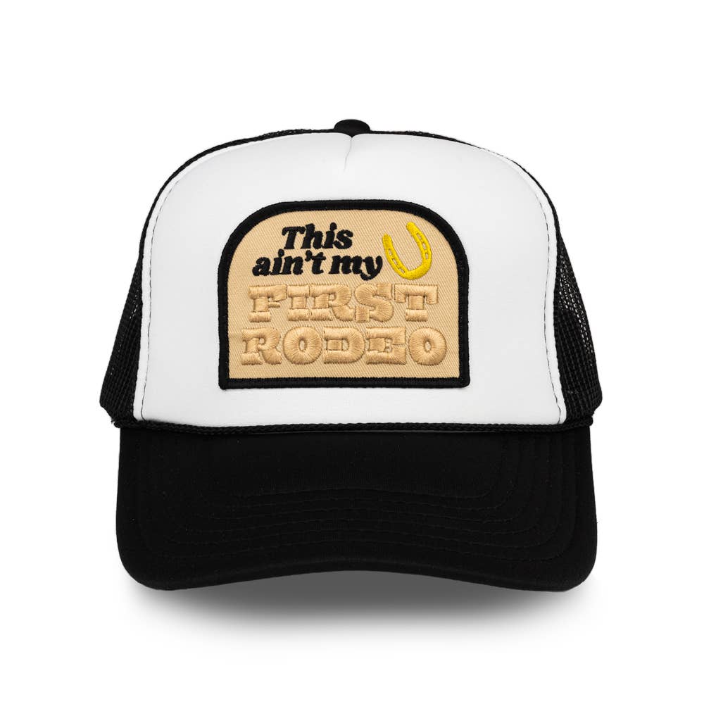 Preto/branco Este não é o meu primeiro chapéu Rodeo Patch Trucker para venda a revendedores na Faire