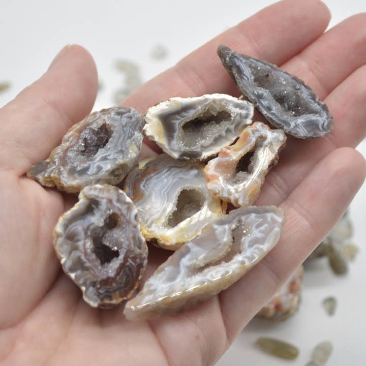 Calder Crystals - Wholesale Spiritual Stone/Crystal - Mini Druzy Agate Geode Crystal Geodes - 5 Count6