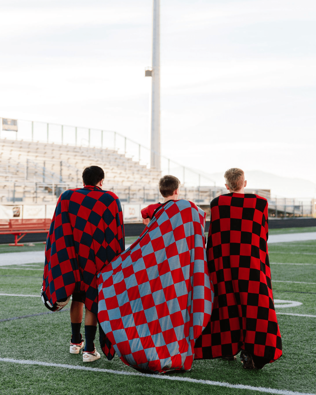 Pipermoon - Vendita all'ingrosso Plaid - Coperta Fasciatoio per Adulti Rossa e Grigia0