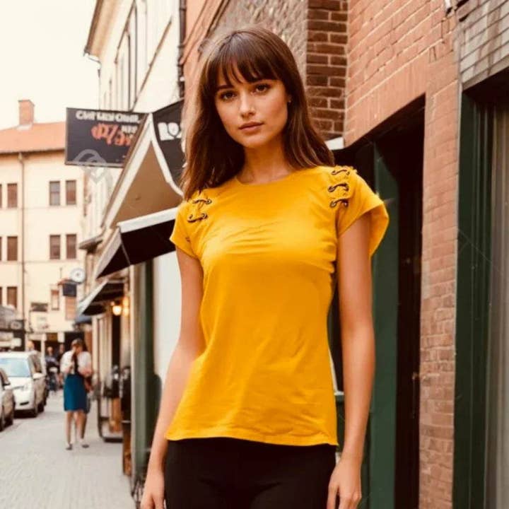 Always Indigo T-shirt pour la vente par C'est Elle