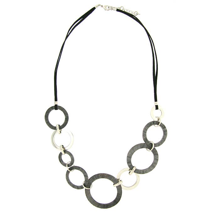 necklace in horn for wholesale by Culture Mix
