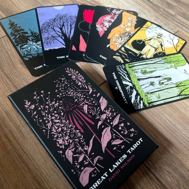 Applewood Books - Wholesale Tarot Cards - Great Lakes Tarot Deck