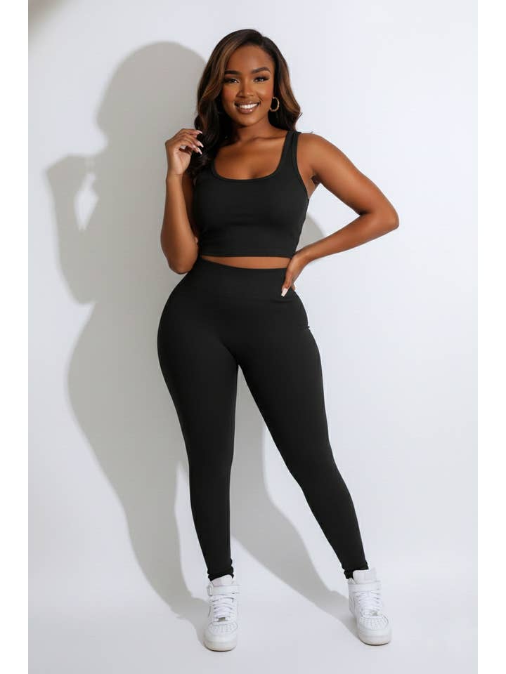 5besties inc - Wholesale Athletic/Lounge Leggings - Women's - HIGHWAIST SEAMLESS FITTED LEGGINGS