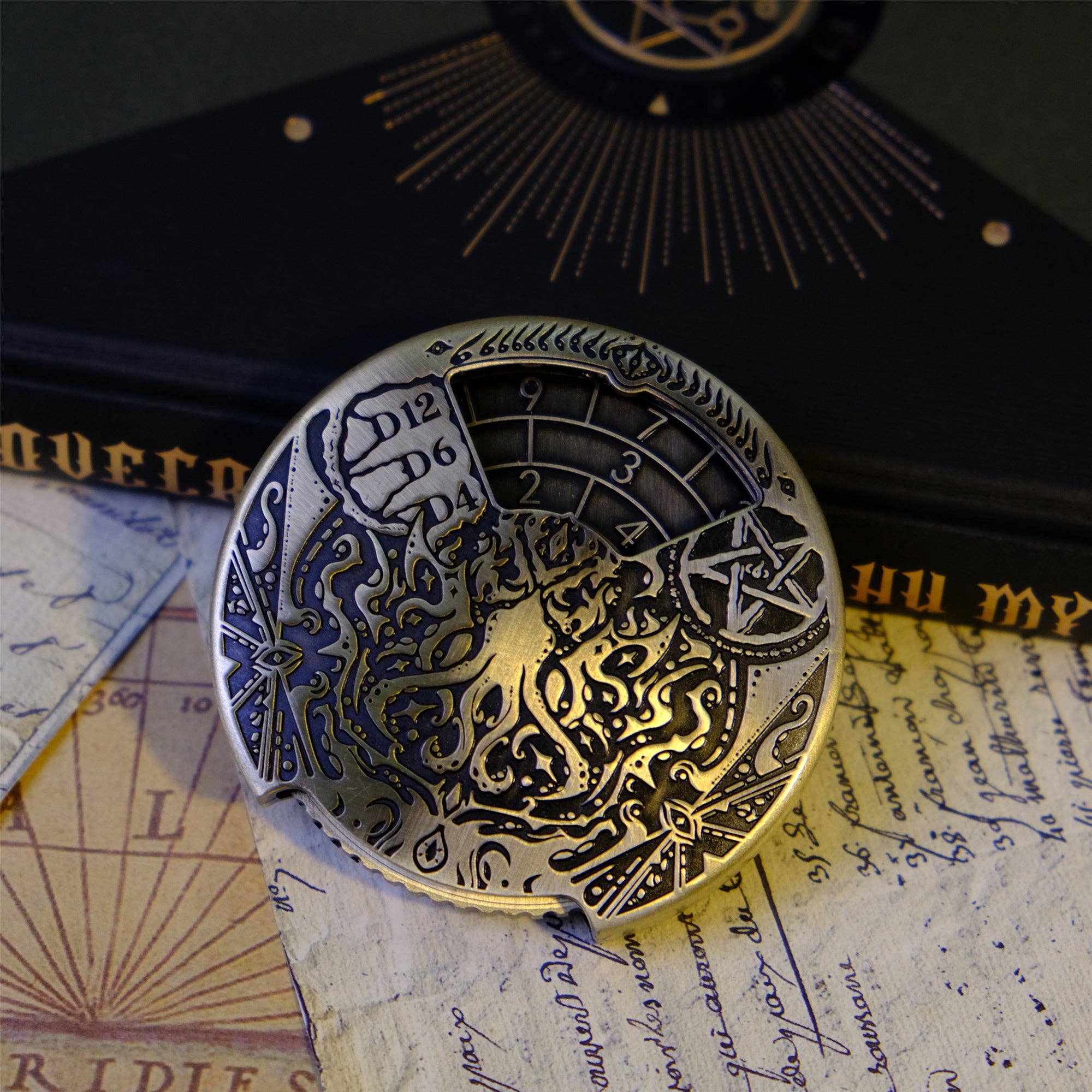 Vermilion Collection - Vendita all'ingrosso Dadi - La Ruota dei Sogni di R'lyeh 7-in-1 Dadi Roulette di Cthulhu1