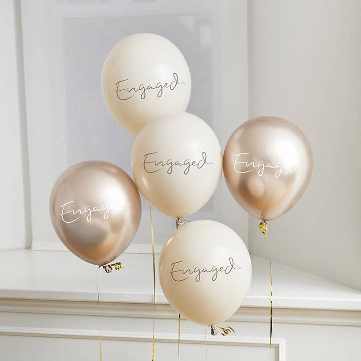 Hootyballoo by Club Green - Vente Ballon - Paquet de 5 ballons en latex Engaged de 12 po0