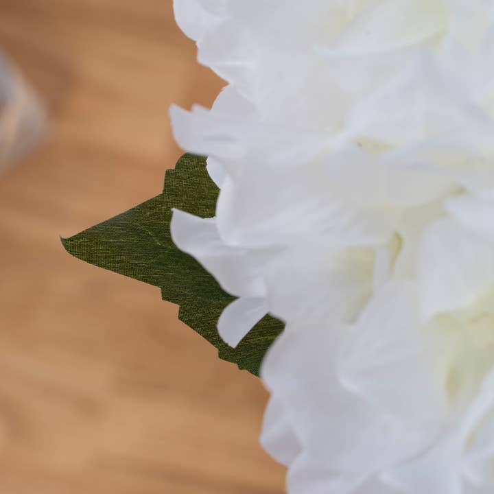 Portofino International Trading, USA - Wholesale Artificial Flowers - Artificial Hydrangea Stem 27" -White5