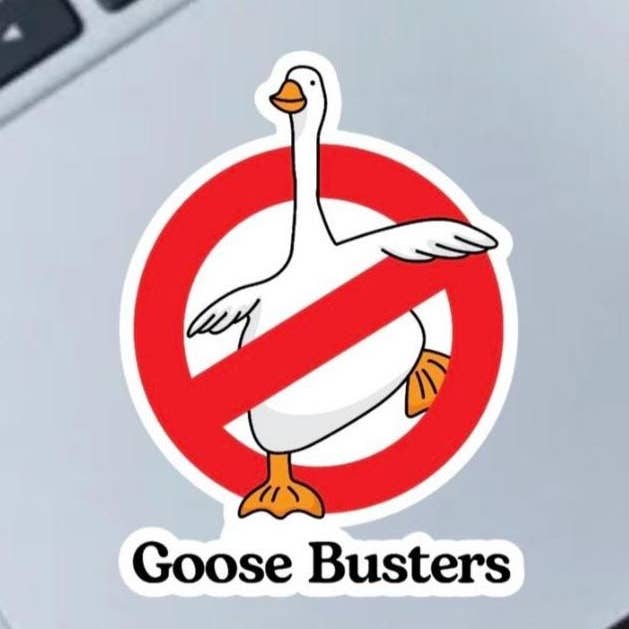 Gänsejäger Lustiger 2,5" Vinyl-Aufkleber für den Großhandel von Fable and Flame Co.