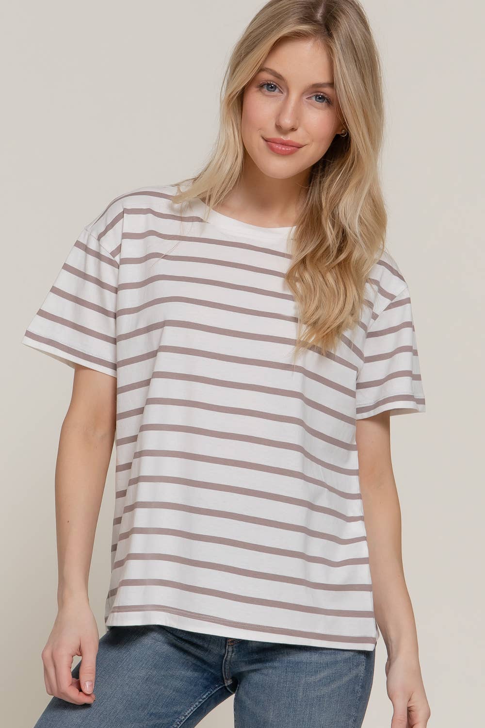 Active Basic | Active USA - Wholesale Gebreide top - Dames - Oversized T-shirt met korte mouwen en ronde hals in Y/D-strepen5