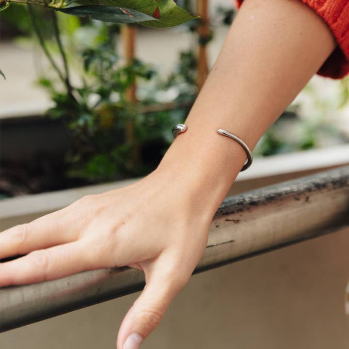 Nordic Muse - Vendita all'ingrosso Bracciale a polsino - Bracciale rigido Silver Bold Fluid, impermeabile1