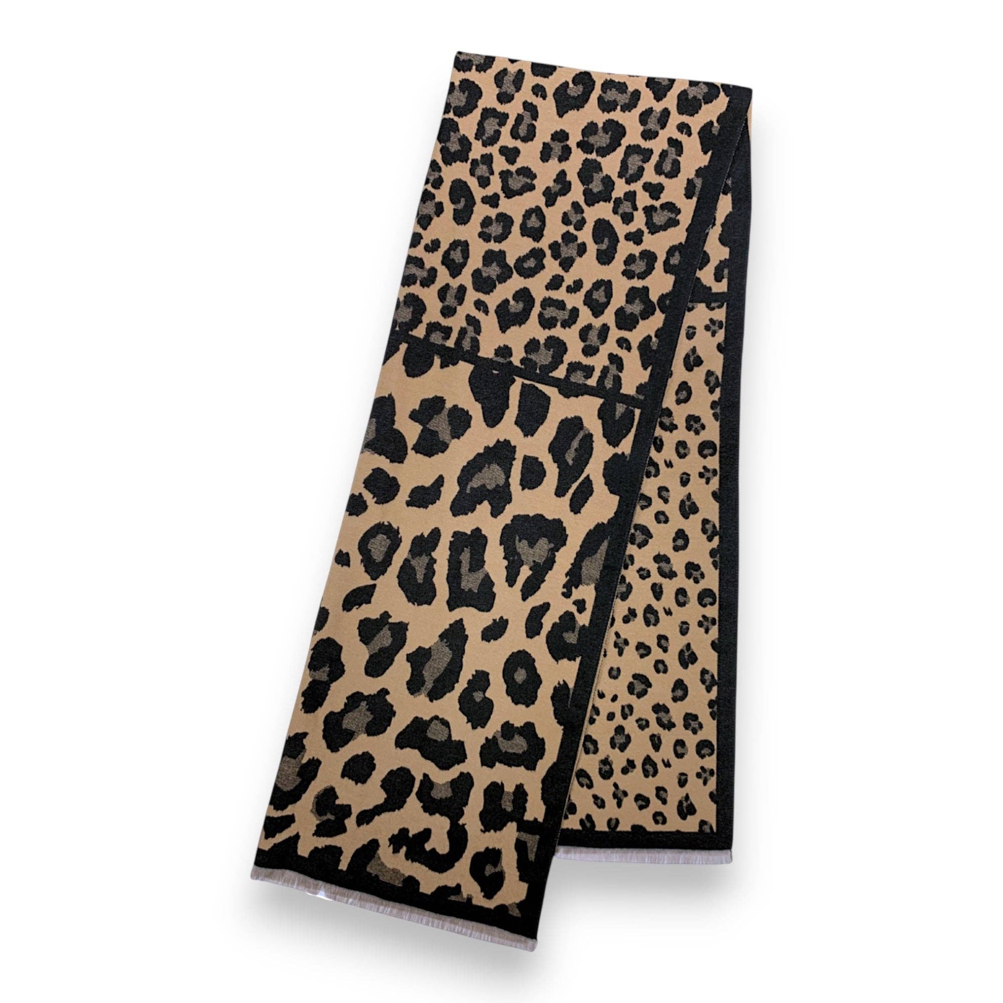 Lili Scarves (US Duty Free) – wholesale Scarf – Women's – Leopard Print Cashmere Blend Winter Scarf2