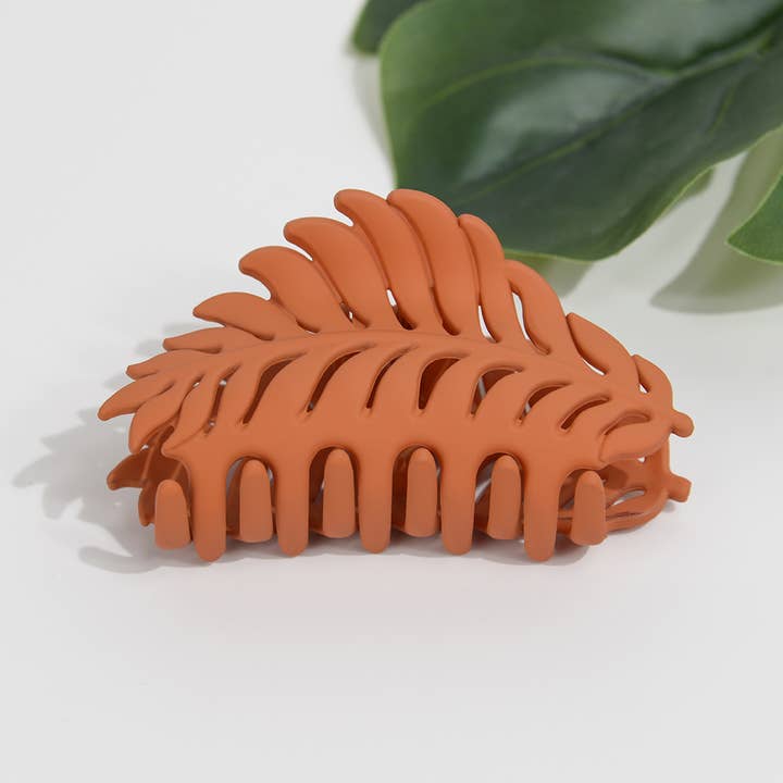 TheDivaSoap - Wholesale Hair Clip - Women's - Matte Leaf Hair Claw Clip10