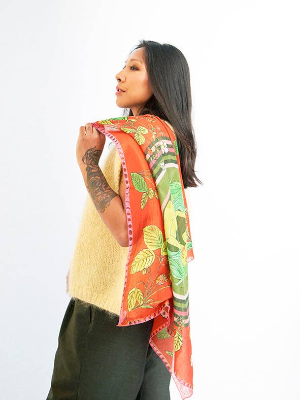 Astrological Scarf - Gemini pour la vente par Bleu tango