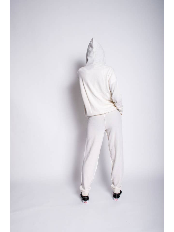 Karen Thomas – wholesale Lounge set – Women's – Cashmere Loungewear Sweatsuit Two Piece Set3