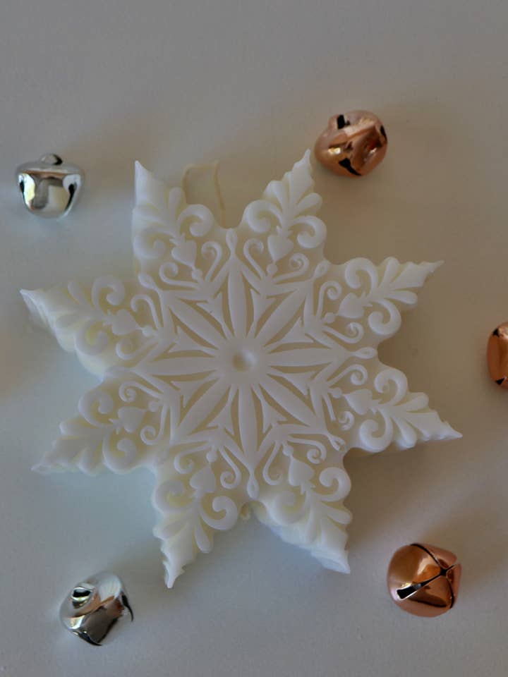 Christmas snowflake for wholesale by Honeybeebygee