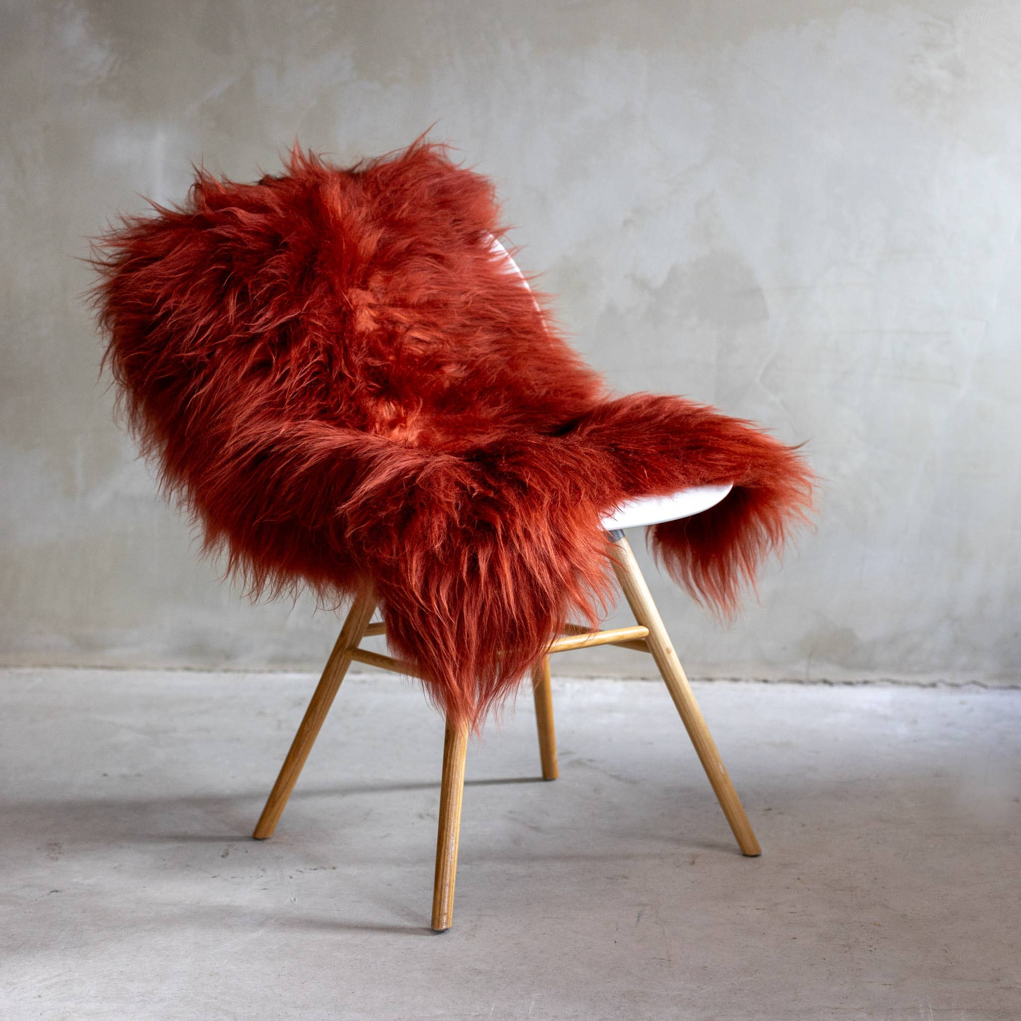Van Buren - Wholesale Chair - Icelandic sheepskin dyed | 16 colors15