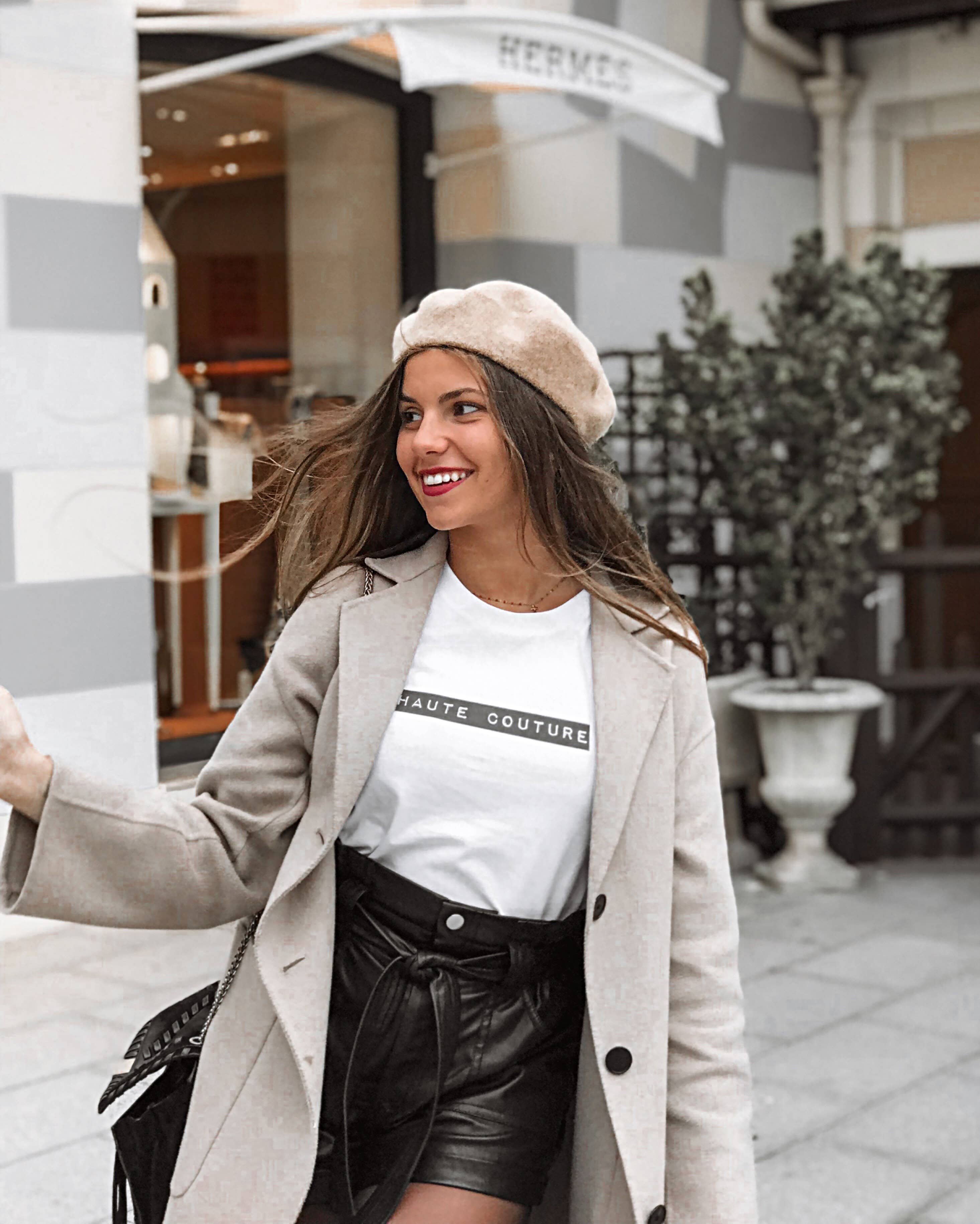 Un Rêve Français - Wholesale Screen Printed T-Shirt - Women's - “Haute Couture” T-Shirt5