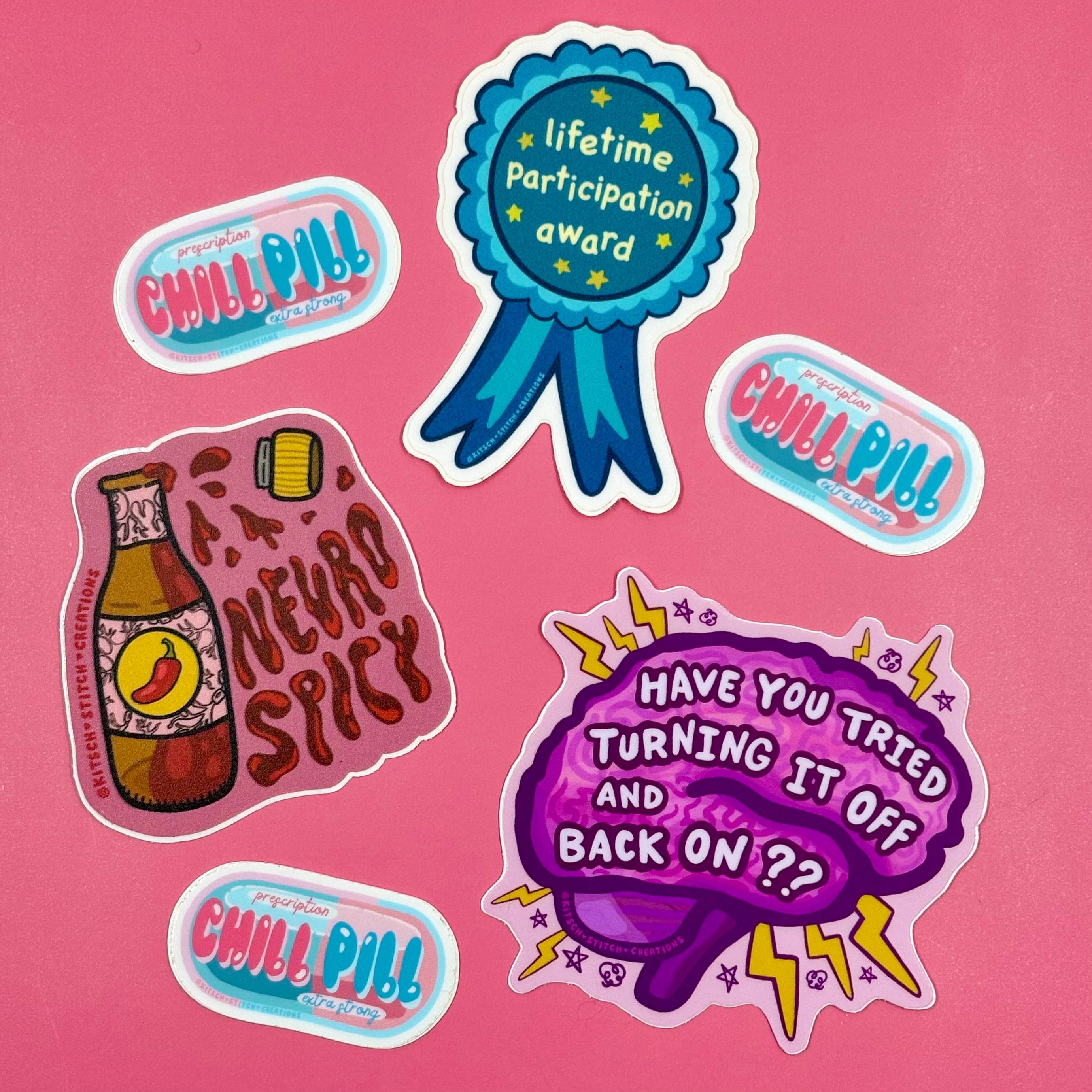 Kitsch Stitch Creations - Vendita all'ingrosso Adesivo - Adesivo in Vinile "Brain Reboot"1