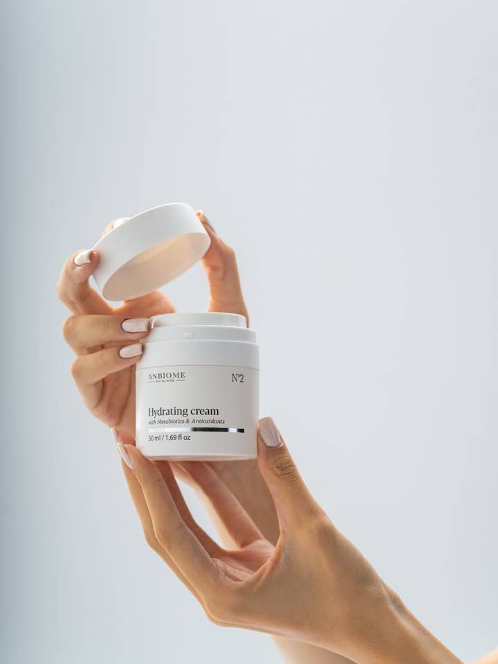 Crème hydratante No 2 pour la vente par Anbiome Skincare