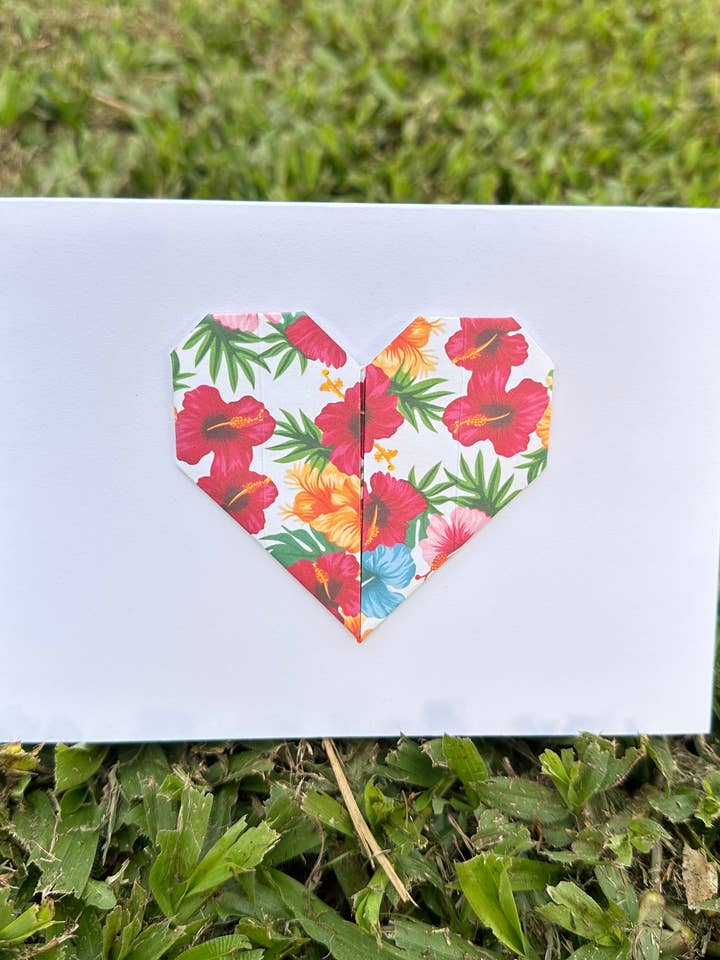 Biglietto a forma di cuore origami fatto a mano - Floreale primaverile tropicale per la vendita all'ingrosso da parte di Handmade Aloha Kauai