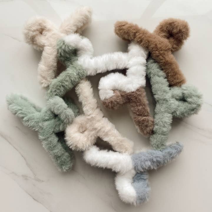 Saige Collective - Wholesale Hair Clip - Women's - Fuzzy Teddy - Hair Claw Clip