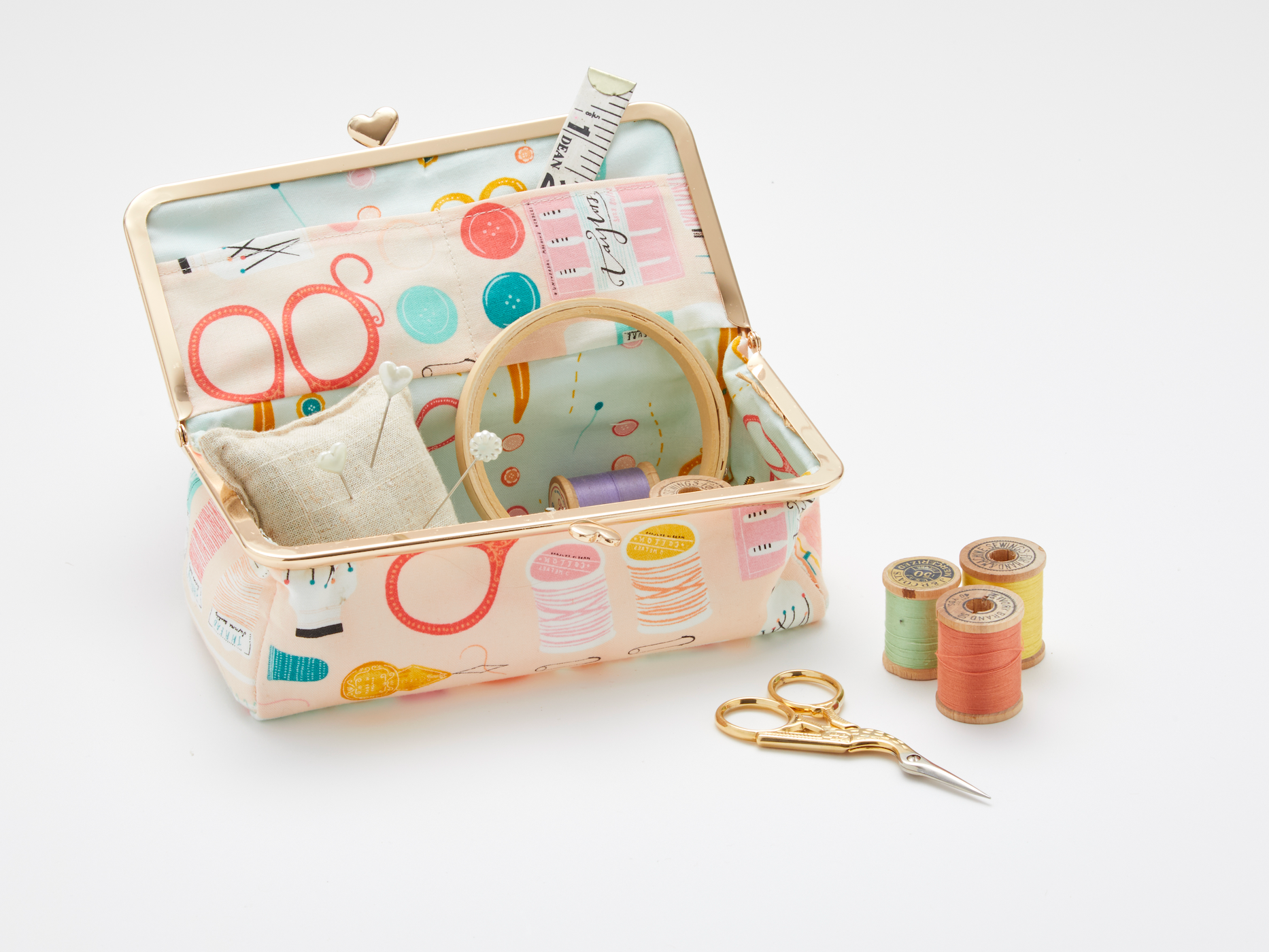 Zakka Workshop - Wholesale Craft Sewing Kit - #ZW4059 | Heart Clasp Sewing Box Kit5