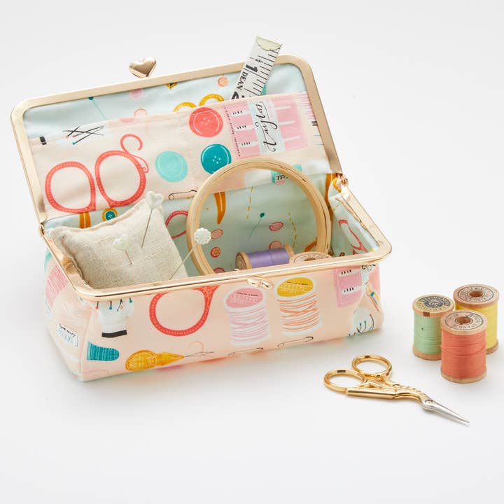 Zakka Workshop - Wholesale Craft Sewing Kit - #ZW4059 | Heart Clasp Sewing Box Kit5
