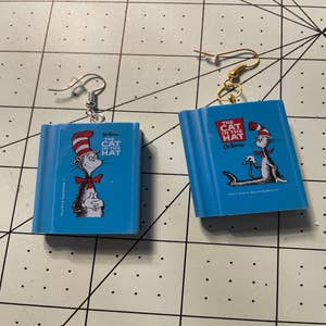 DR SEUSS LANYARD necklace cat hat Grinch thing Horton lorax party