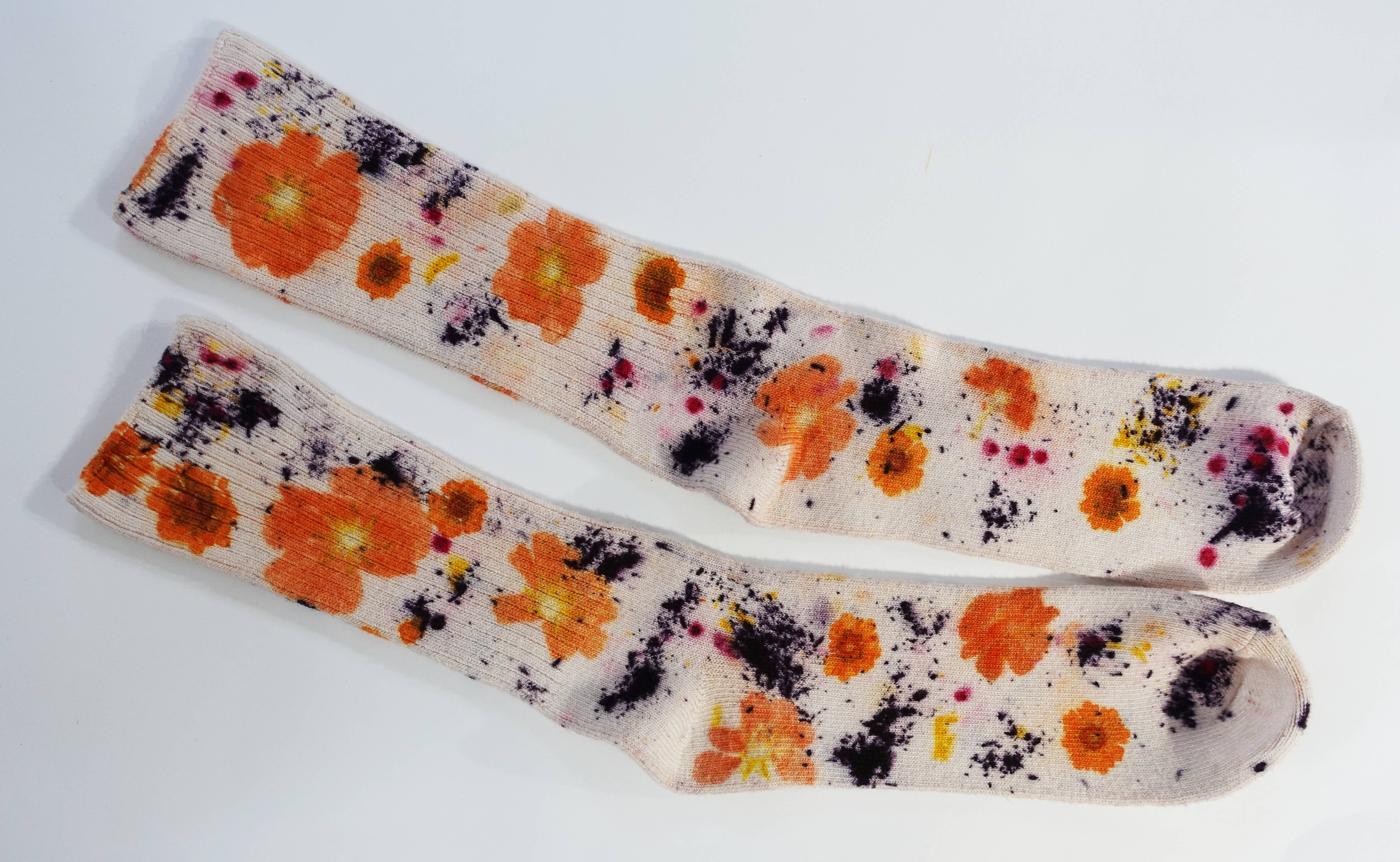 DYE KWEEN - Wholesale Socks - Women's - Flower Power Bamboo Sock4