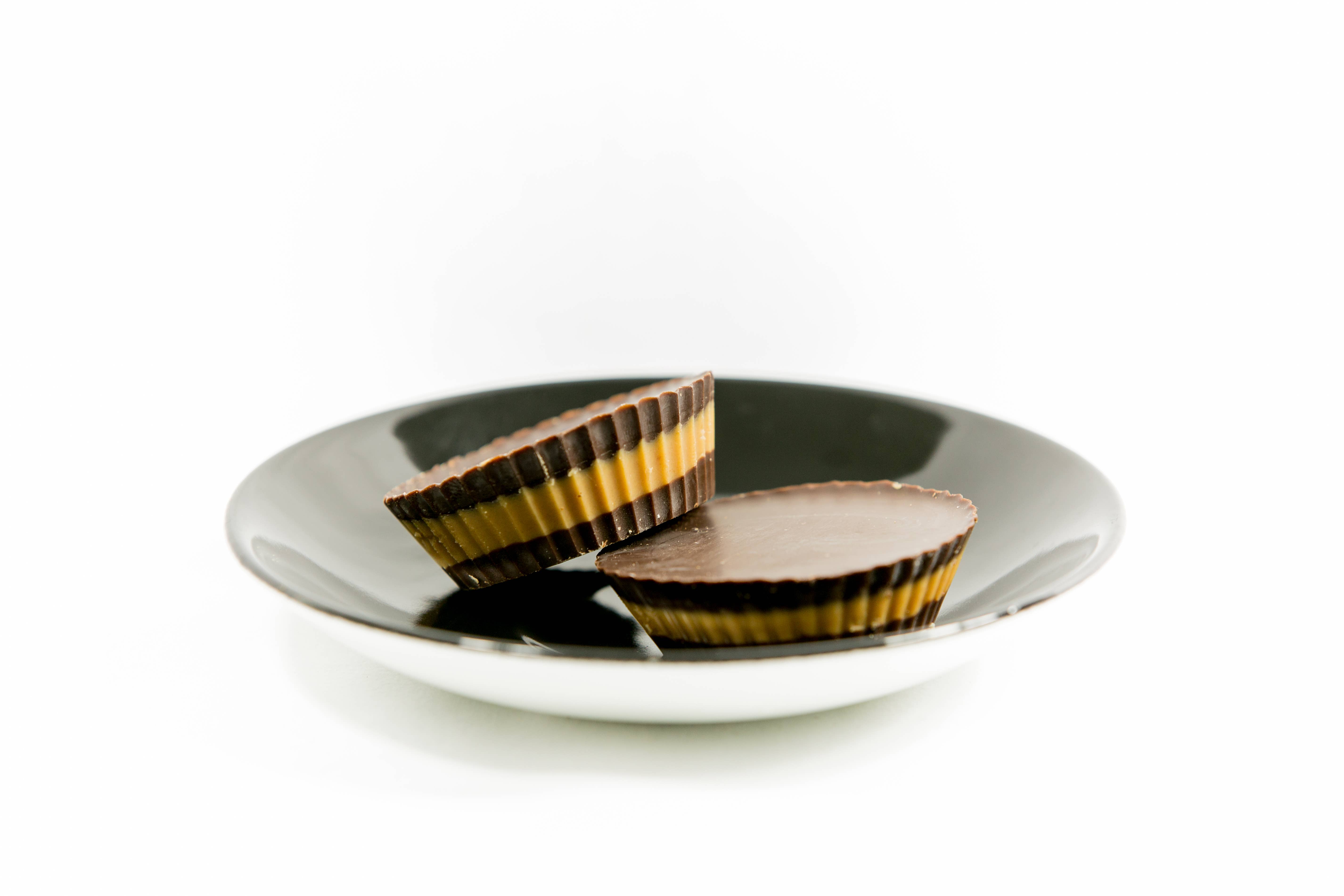 Artisans Way Organics - Wholesale Chocolate Covered Sweets - Peanut Butter Cups1