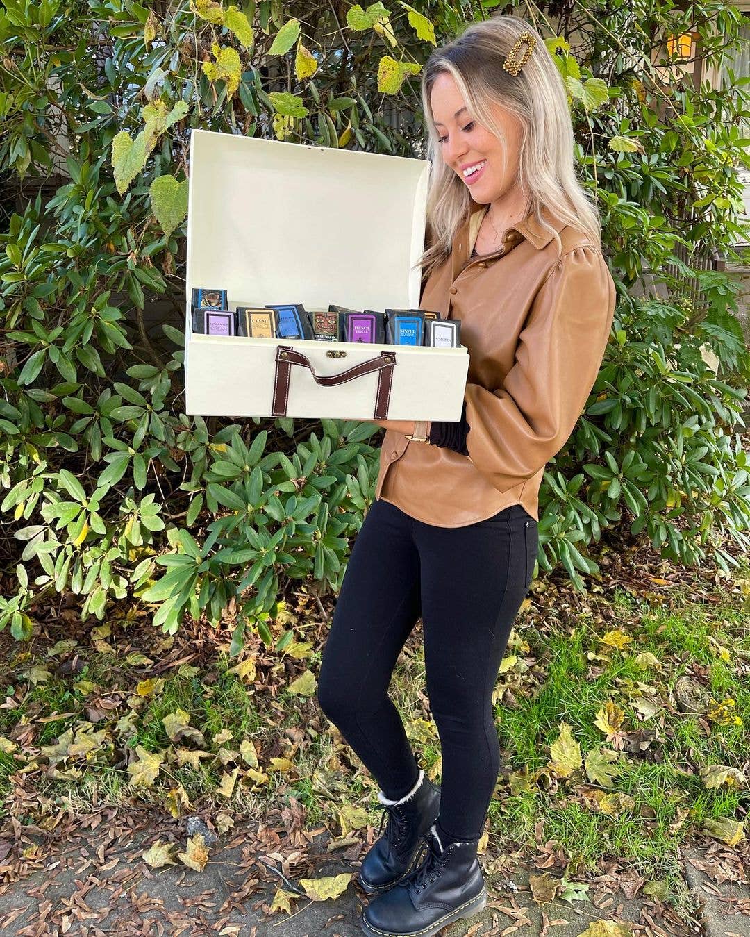 Coffee Beanery - Wholesale Food Gift Basket - The Grand Sampler Coffee Gift Basket4