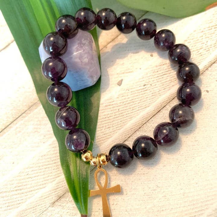Bracelet en pierres précieuses avec Ankh en or pour la vente par The Risen Lotus LLC
