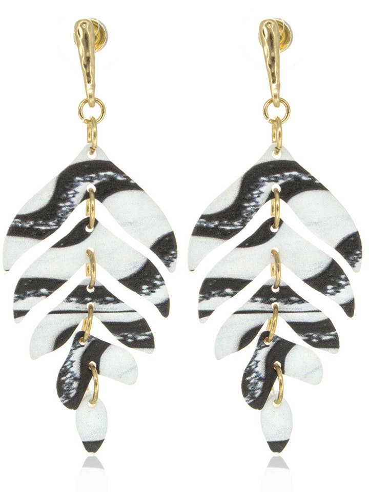 Orecchini pendenti in piombo acrilico stampato per la vendita all'ingrosso da parte di Suzie Q USA