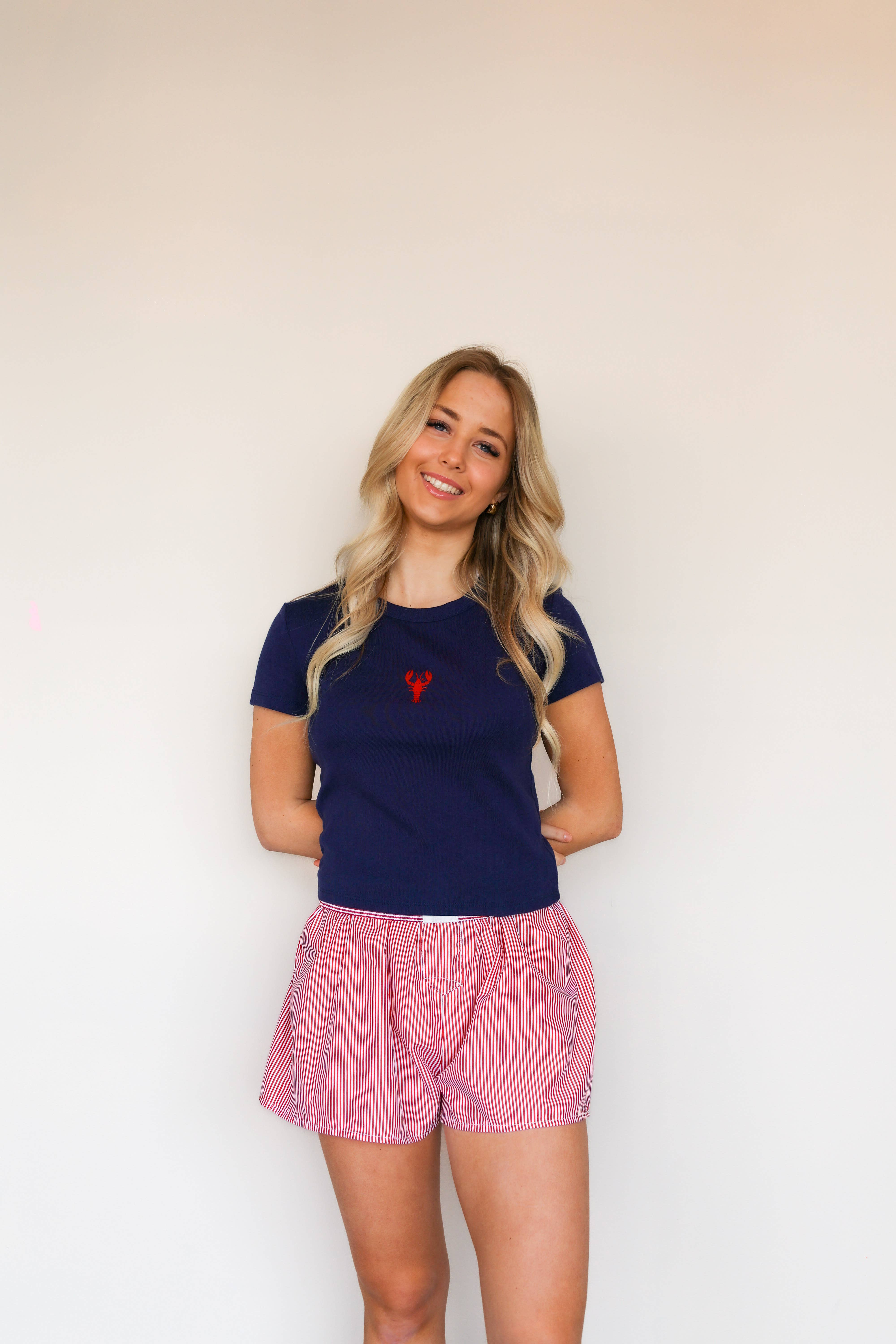 Freshwater Curated Goods - Vendita all'ingrosso Maglietta serigrafata - Donna - Maglietta Baby in Aragosta | Blu Navy2