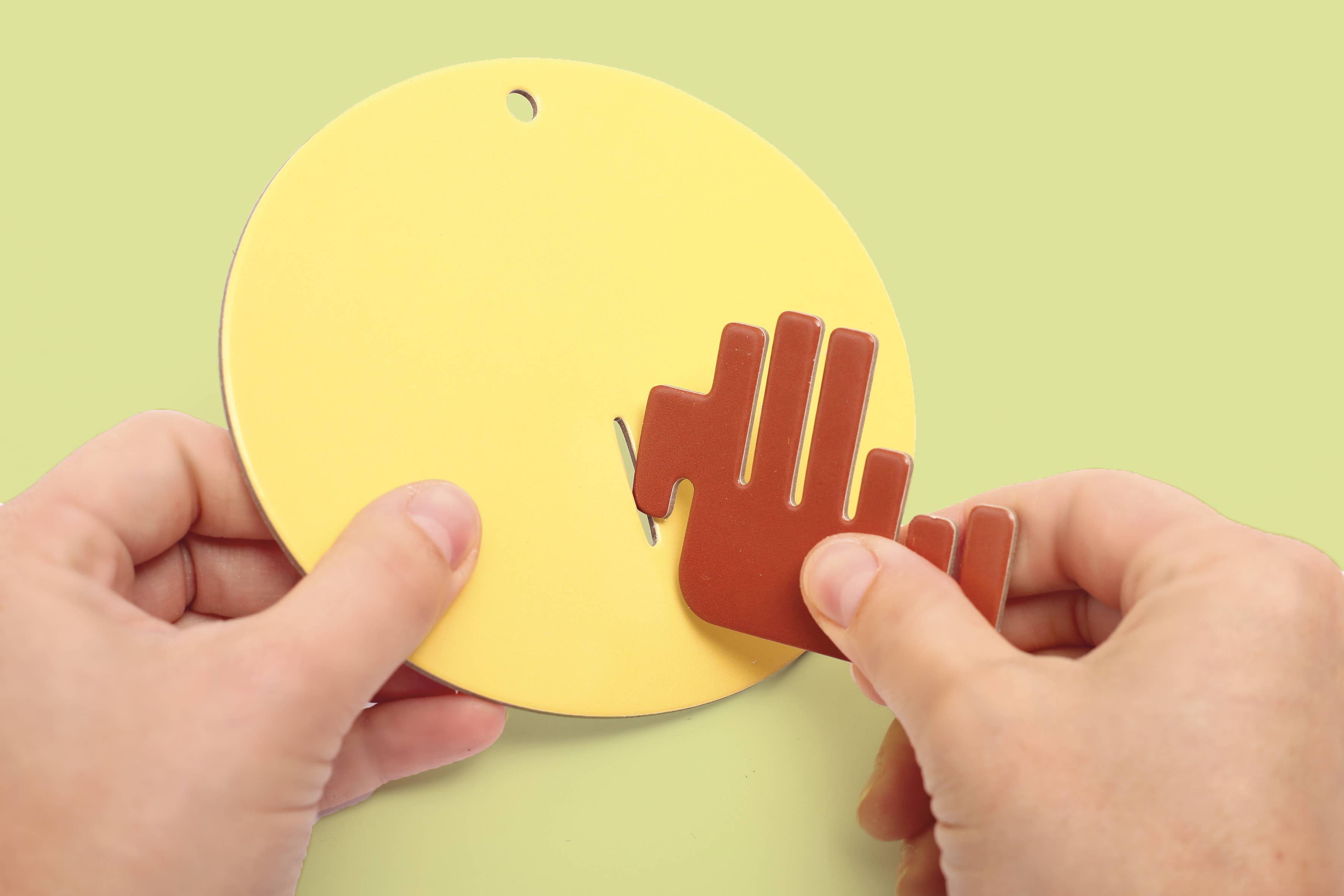 Graine Créative - Venta al por mayor Kit de manualidades - Niños - MAQUETA COLGANTE OSO 3D CARTÓN4