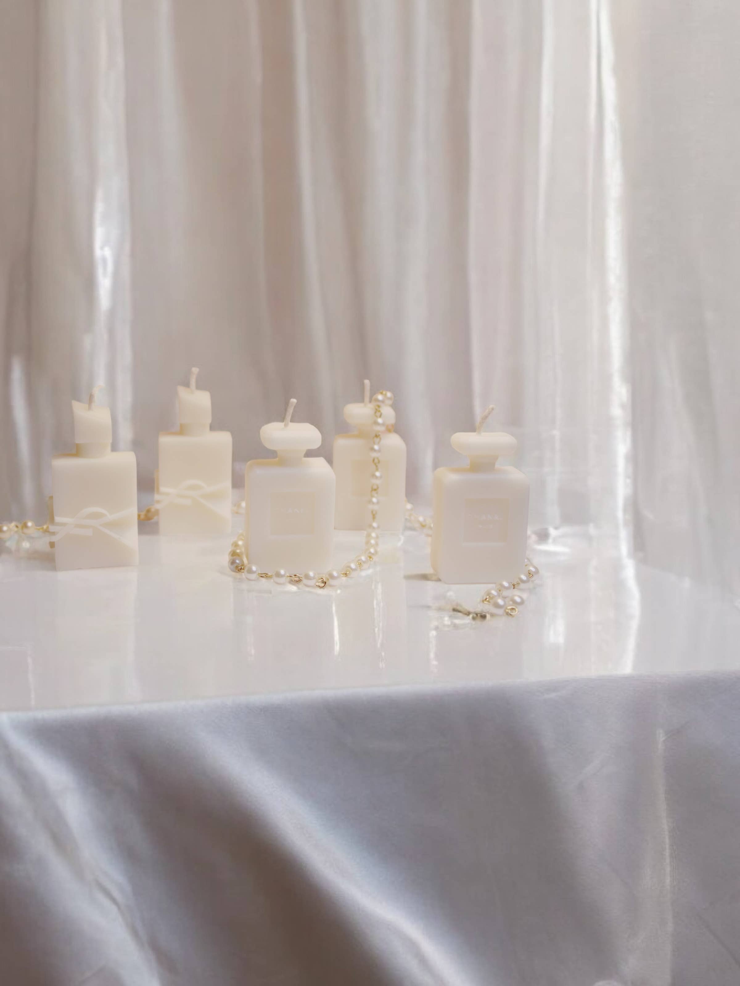 Lucent Aura - Wholesale Novelty Candle - Mini Perfume Bottle Candle Set1