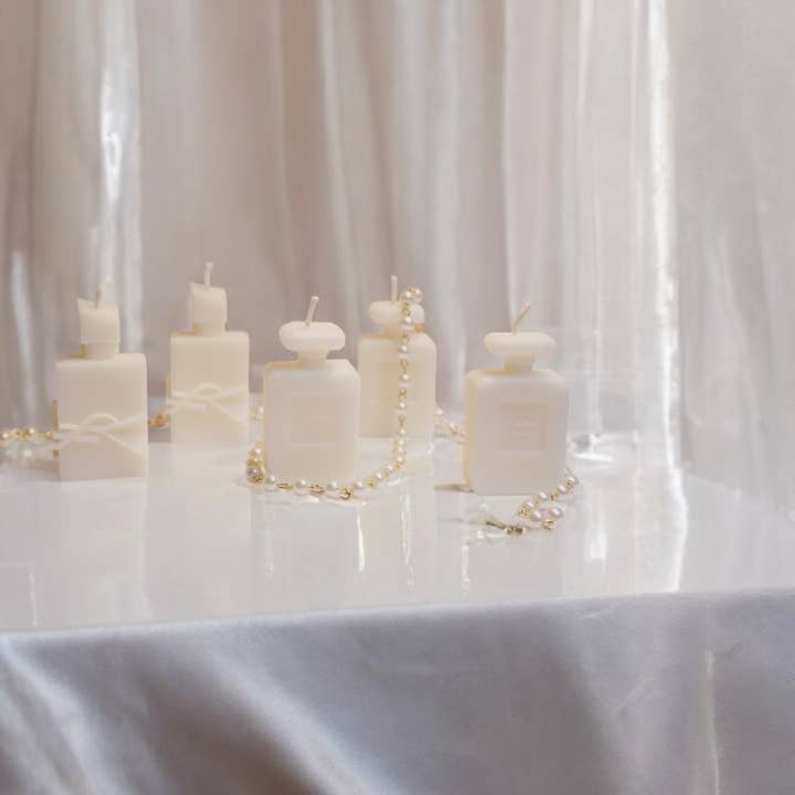 Lucent Aura - Wholesale Novelty Candle - Mini Perfume Bottle Candle Set1