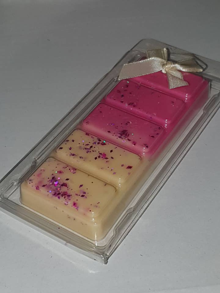 Pink Gems & Magnolia wax melt snap bar for wholesale by The Smelly Unicorn