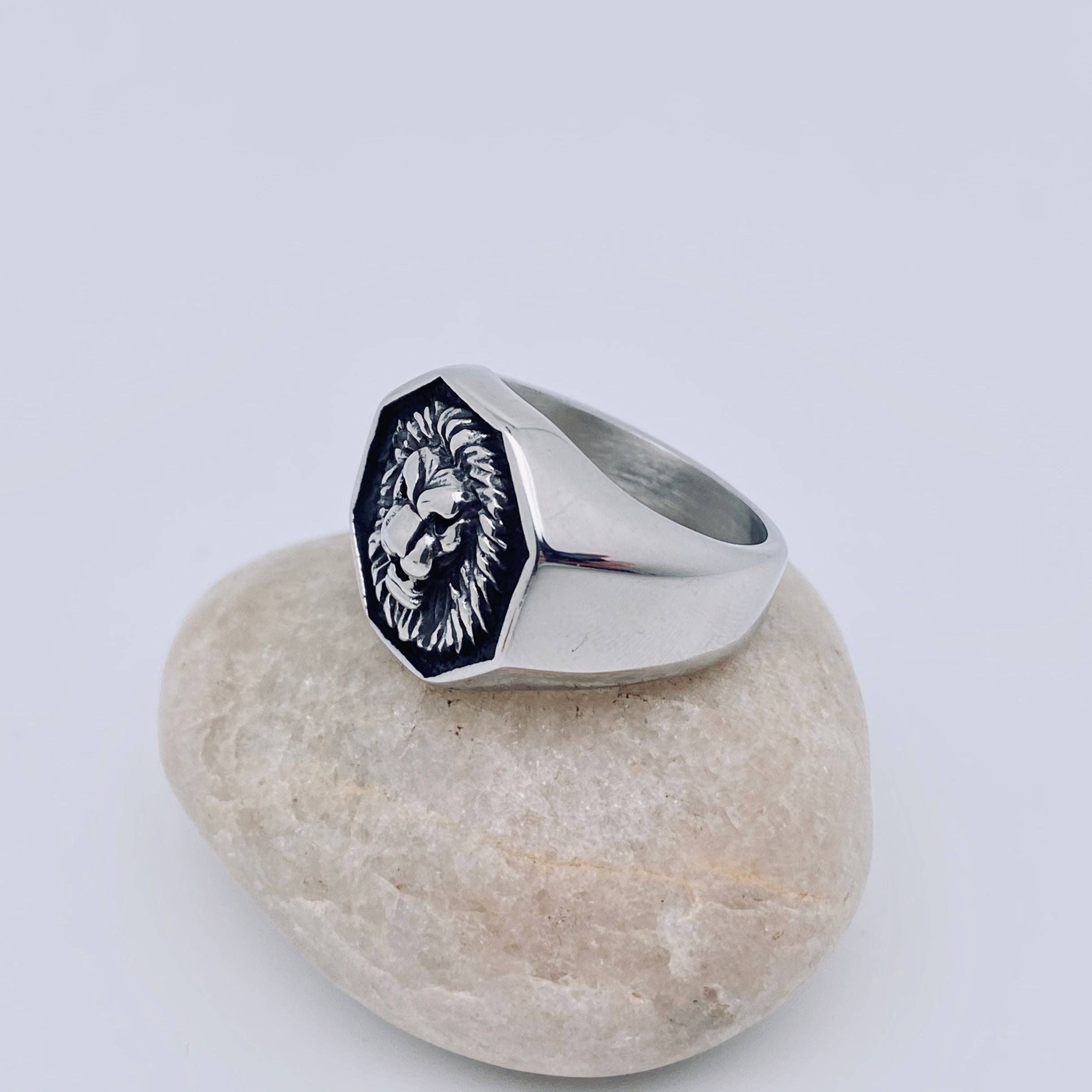 Mio Queena - Wholesale Jewelry - Men's - Lion's Head Stainless Steel Men's Ring 5