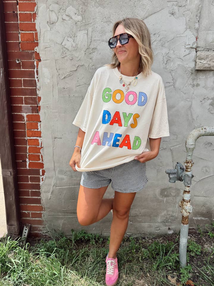 Good Days Ahead Tee for wholesale by Jules Co
