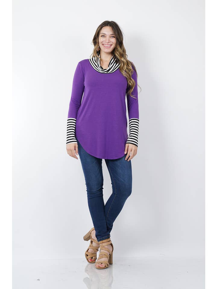 42POPS - Wholesale Tunic - Women's - .....SI-10952 Plus Striped Contrast Top Sample SALE2