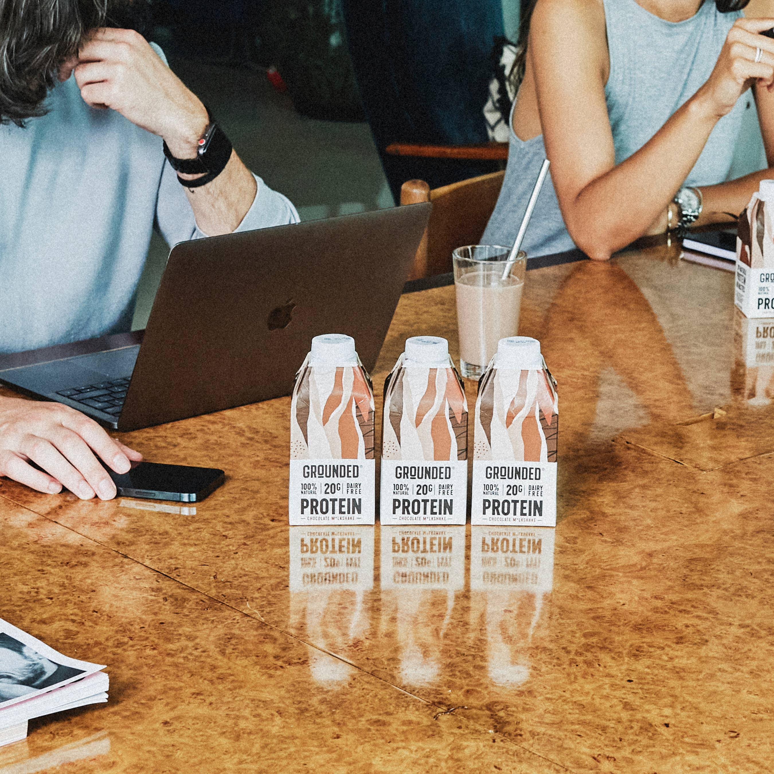 Grounded Drinks - Wholesale Protein/Superfood Powder - GROUNDED Choc Protein Milkshake. Vegan, 20g protein.4