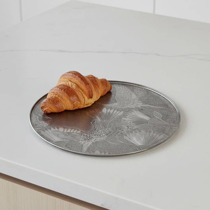 Metal Serving Tray - Round With Birds for wholesale by Dandarah (Ships from Canada)