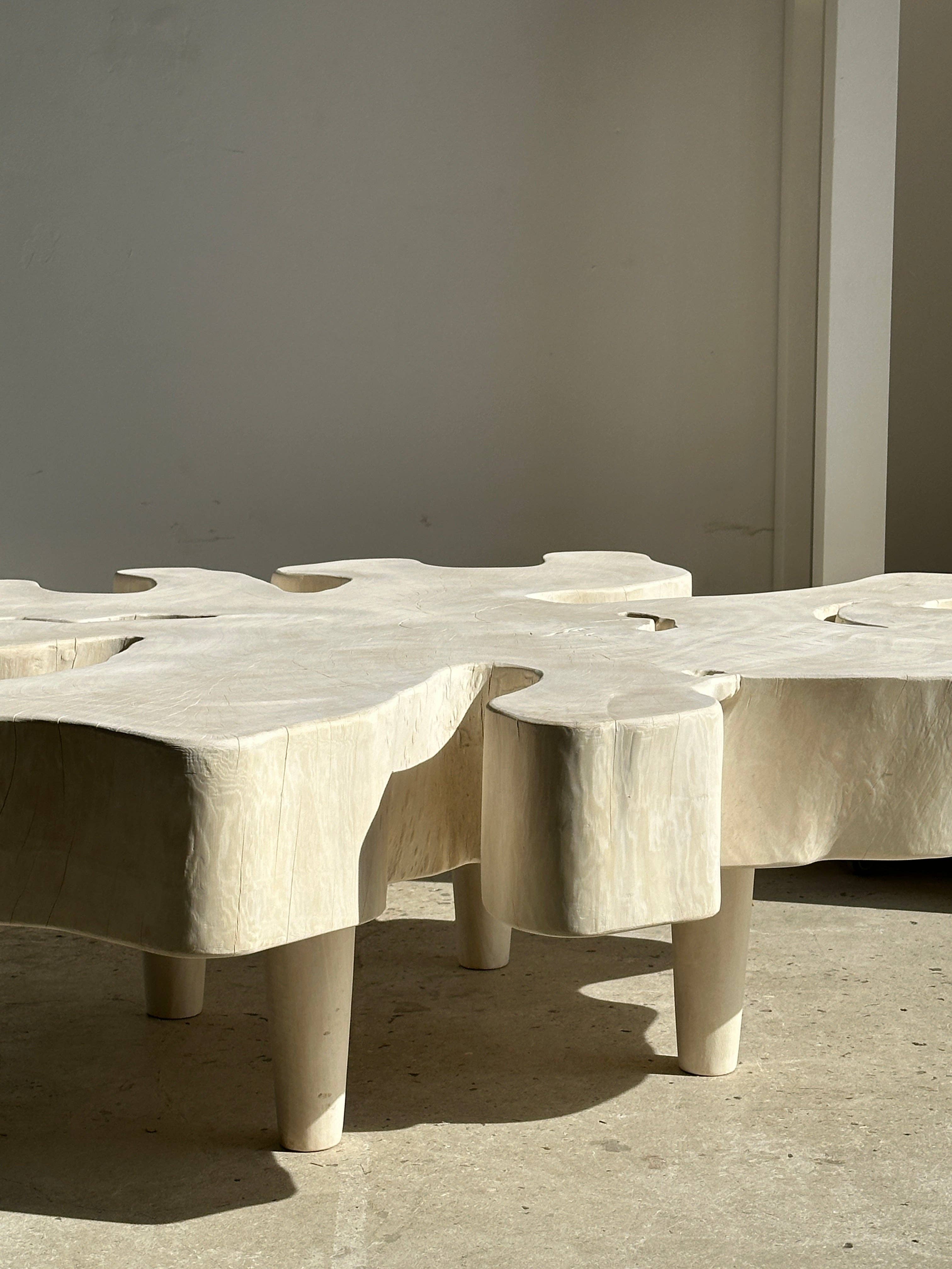 Office Objets - Wholesale Coffee Table - Very large coffee table in bleached mango wood with organic top D:140cm13