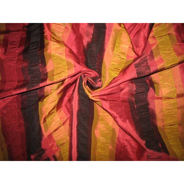 Tessuto Dupioni in seta a righe - Twinkle Crinkle - Merlot/Oro per la vendita all'ingrosso da parte di Hyena